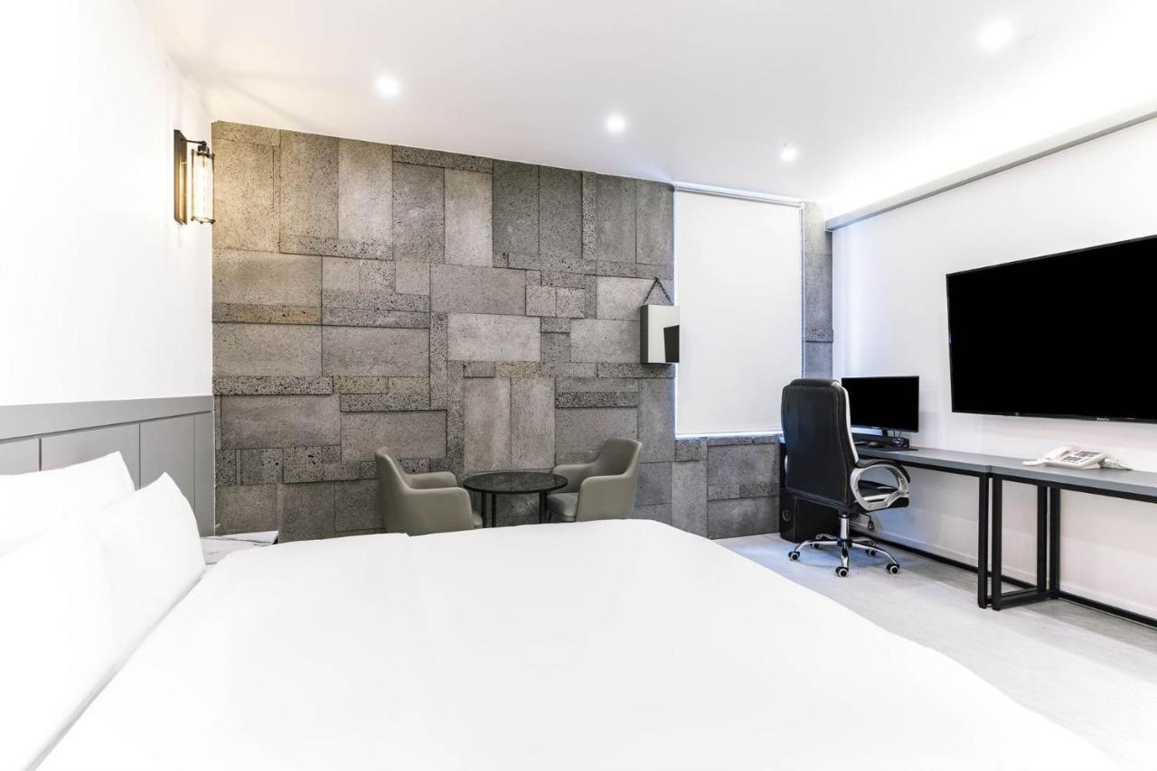 Pyeongtaek Godeok Rich Stay Hotel Екстериор снимка