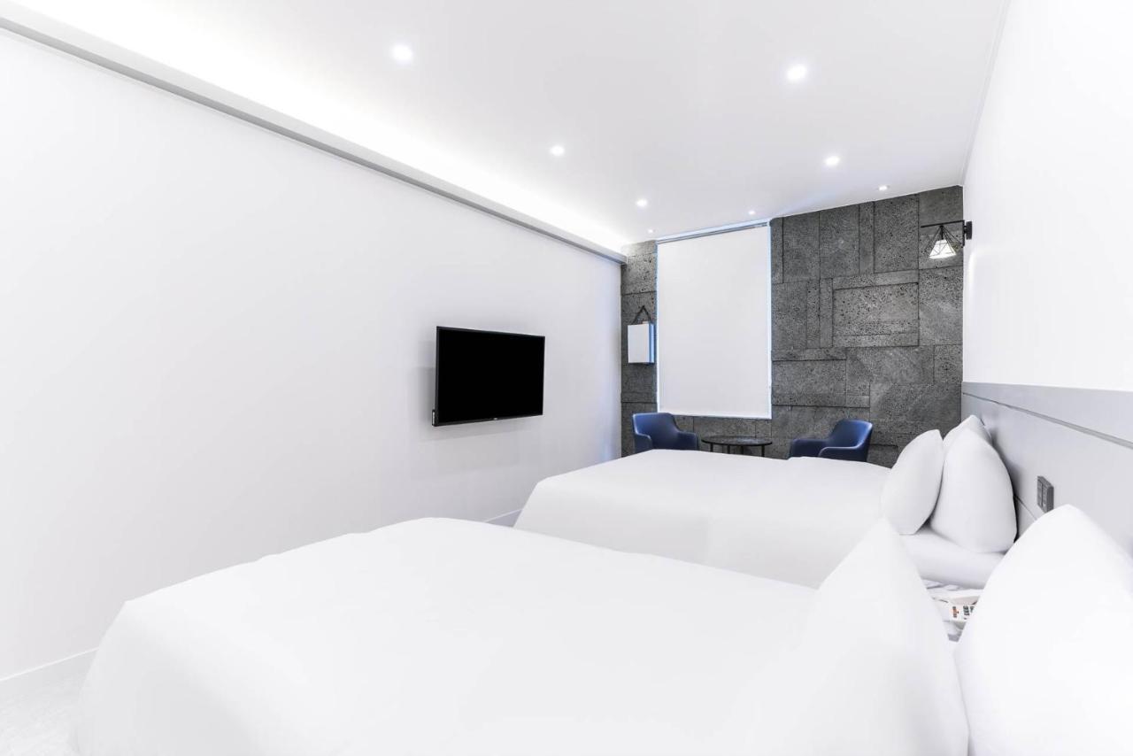 Pyeongtaek Godeok Rich Stay Hotel Екстериор снимка