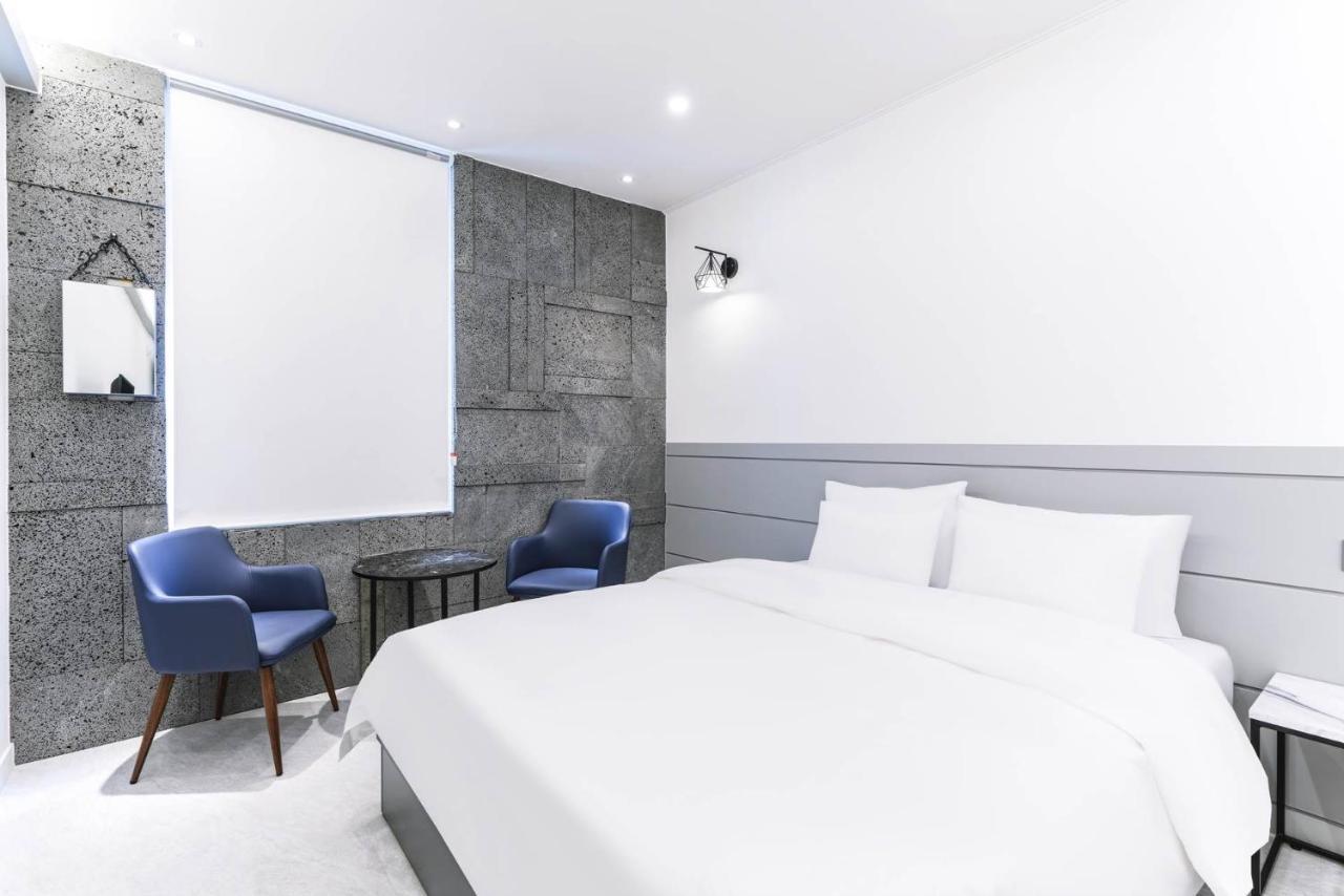 Pyeongtaek Godeok Rich Stay Hotel Екстериор снимка